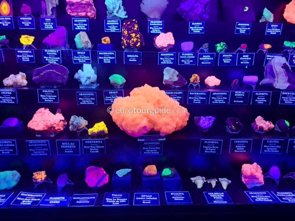 EuroTourGuide Coach Tour 27th & 28th February 2024 Giant Crystal Geode EuroTourGuide Coach Tour 27th & 28th February 2024 Giant Crystal Geode